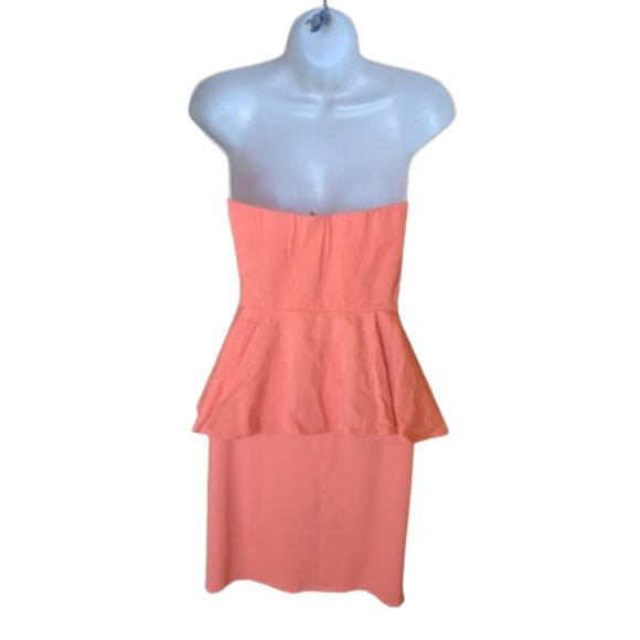 ZARA  Neon Peach Strapless Peplum Dress Size 28 (equivalent to Size 4 US) - Picture 2 of 3